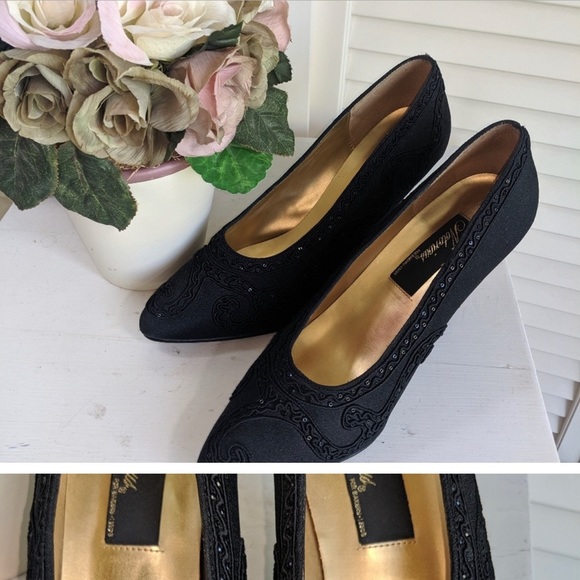 Notorious Black Embroidered Heels. - Picture 6 of 6